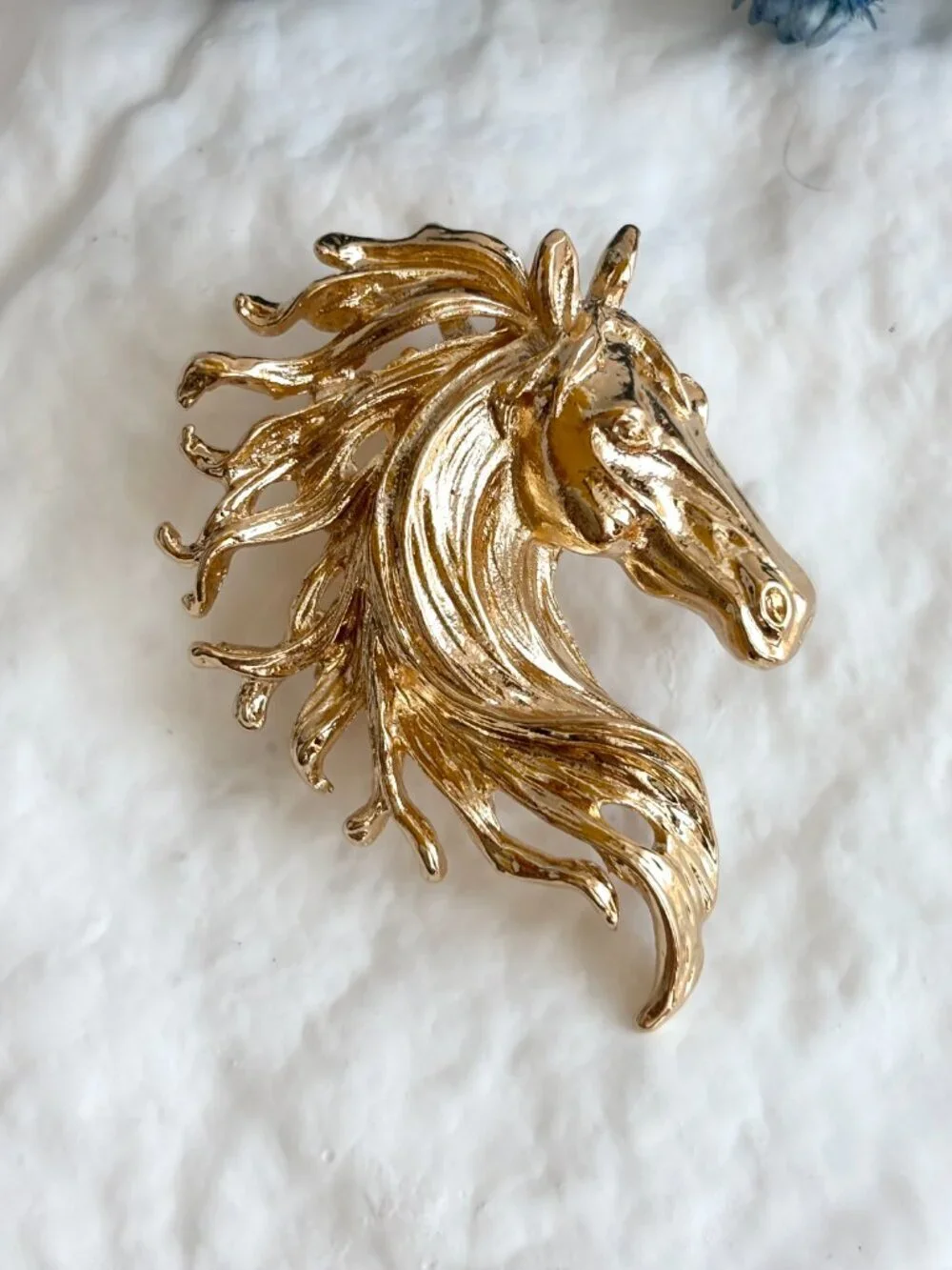 Horse Head & Mane Gold Toned Magestic Large Vintage Inspired Brooch Pin